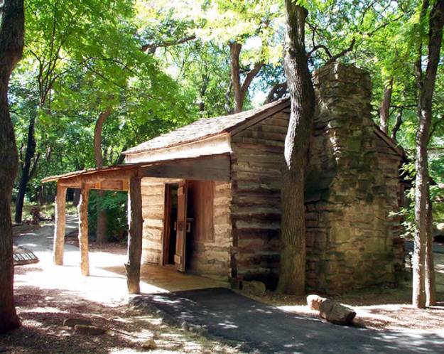 Log Cabin Village In Fort Worth